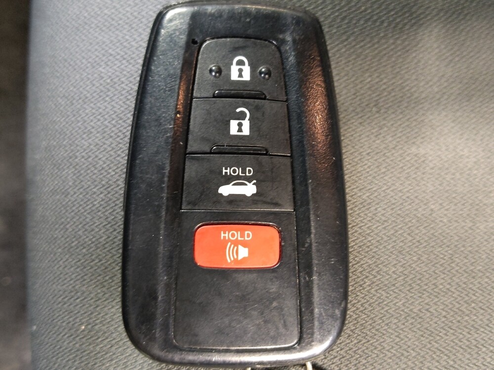 2020 Toyota Camry in Lakeland, FL 33815 - 18093098 32