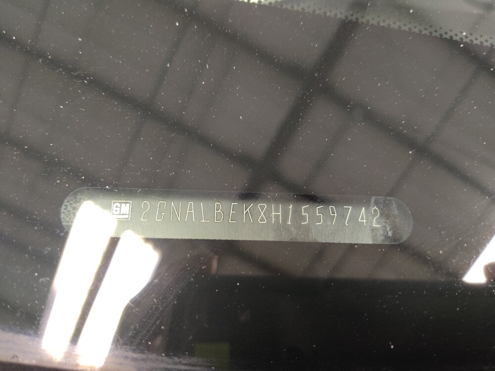 2017 Chevrolet Equinox in Knoxville, TN 37923 - 18093099 33