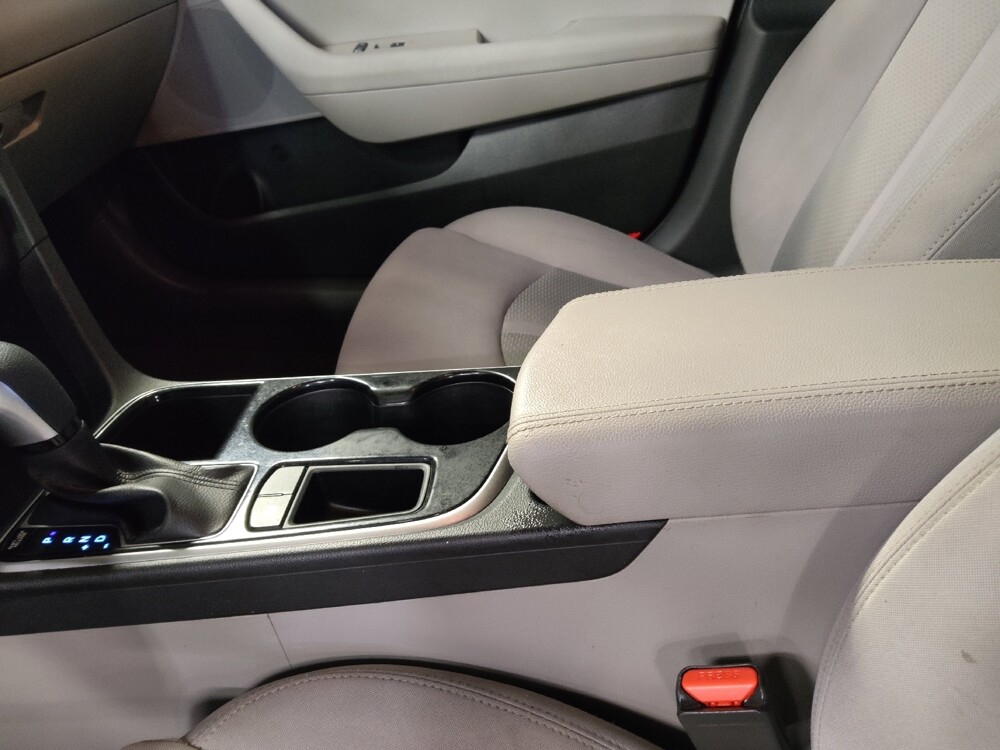 2018 Hyundai Sonata in Macon, GA 31210 - 18093100 26