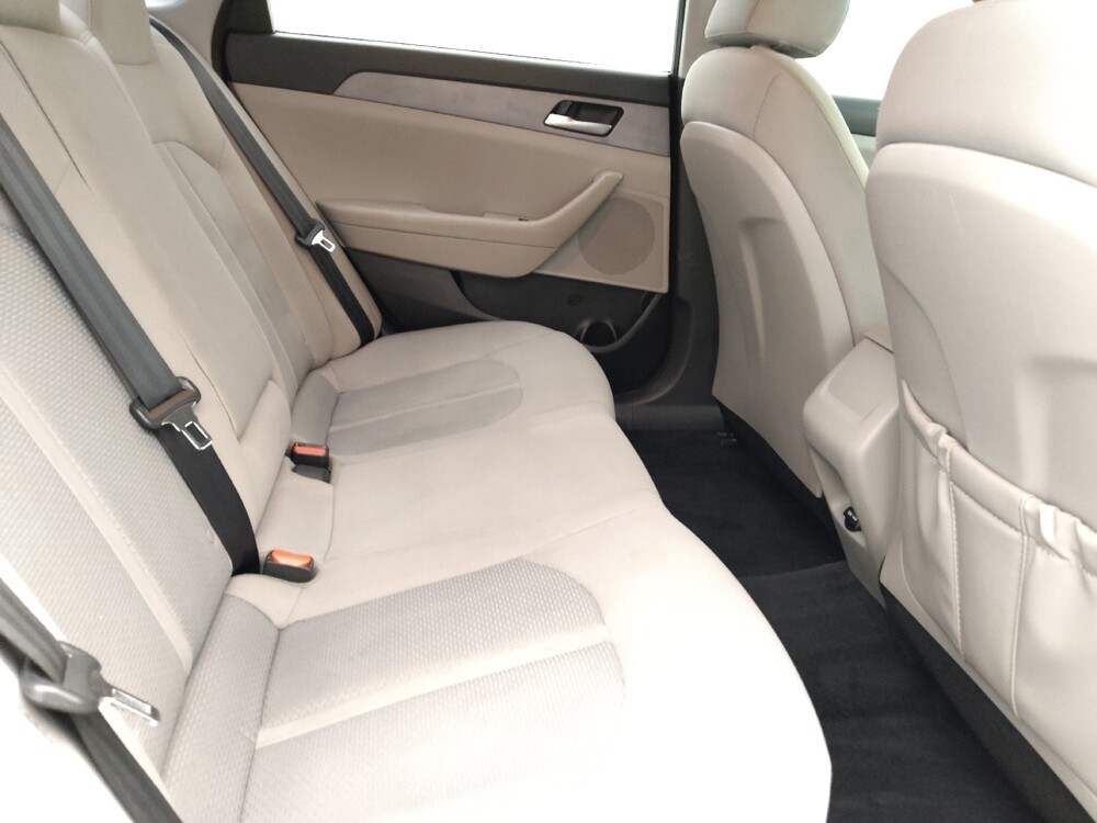 2018 Hyundai Sonata in Macon, GA 31210 - 18093100 19