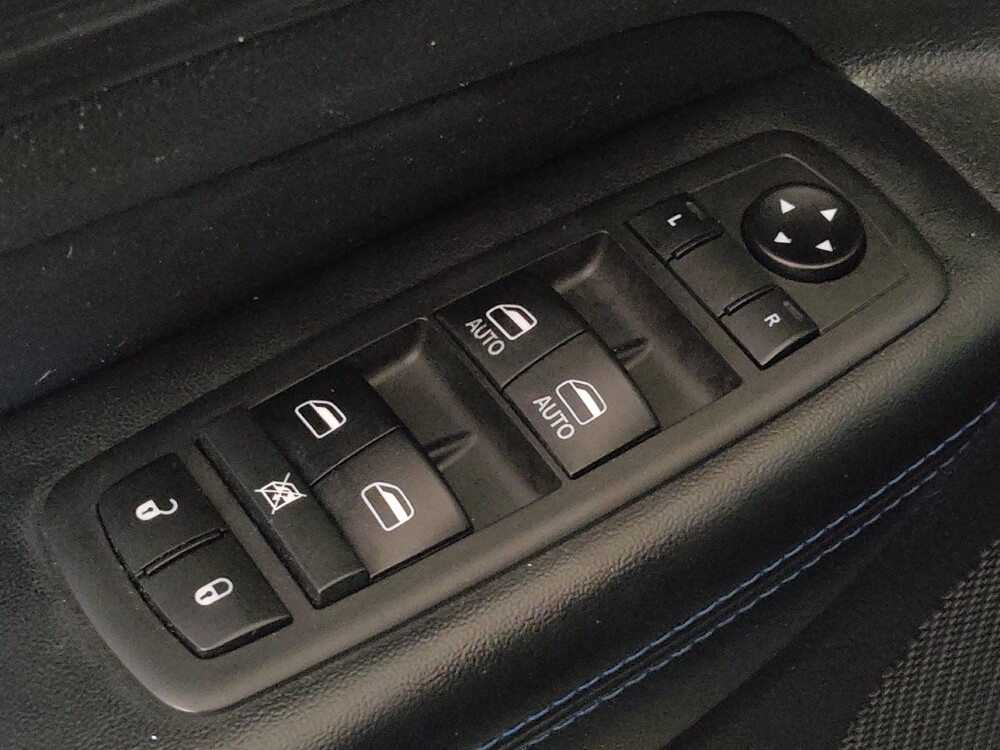 2019 Jeep Grand Cherokee in Clearwater, FL 33764 - 18093103 27