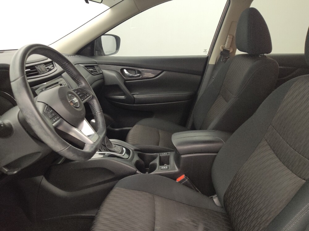 2018 Nissan Rogue in Lakeland, FL 33815 - 18093104 17