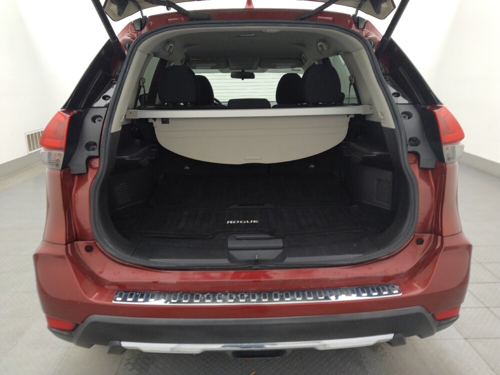 2018 Nissan Rogue in Lakeland, FL 33815 - 18093104 29