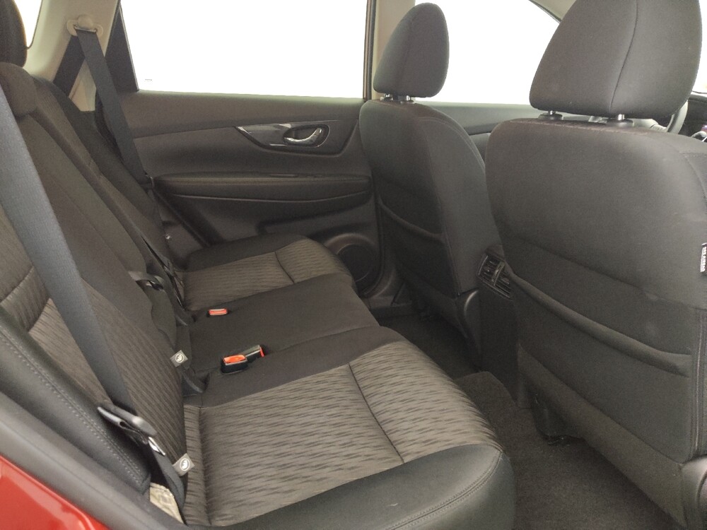 2018 Nissan Rogue in Lakeland, FL 33815 - 18093104 19