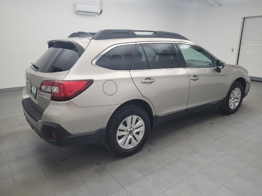 2018 Subaru Outback in Toledo, OH 43617 - 18093107 10