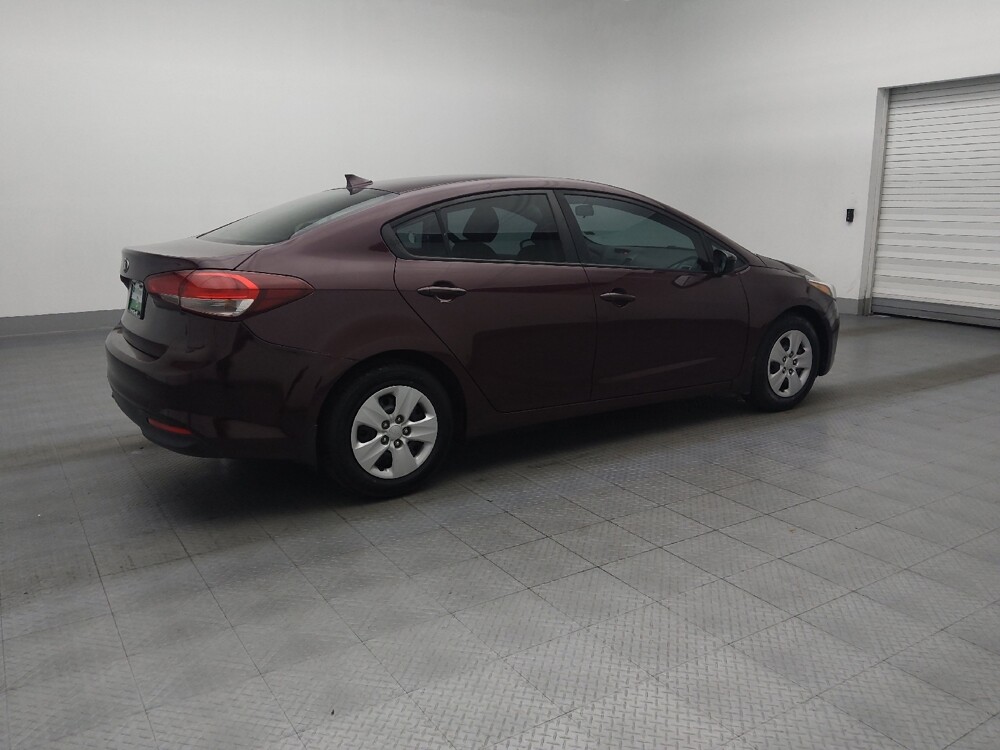 2018 Kia Forte in Jacksonville, FL 32210 - 18093113 10