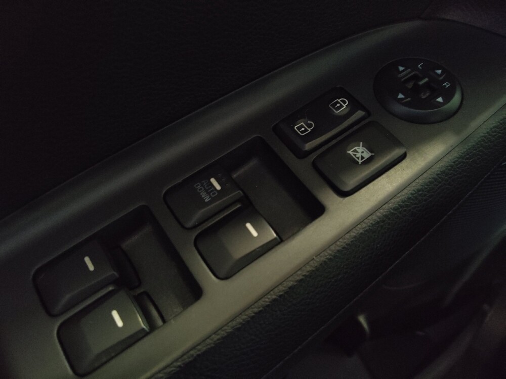 2018 Kia Forte in Jacksonville, FL 32210 - 18093113 27