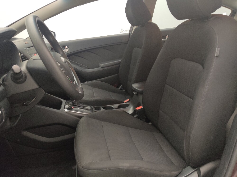 2018 Kia Forte in Jacksonville, FL 32210 - 18093113 17