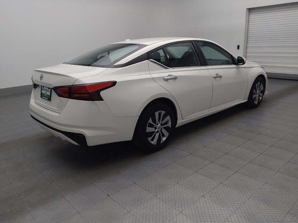 2020 Nissan Altima in Hialeah, FL 33014 - 18093115 10