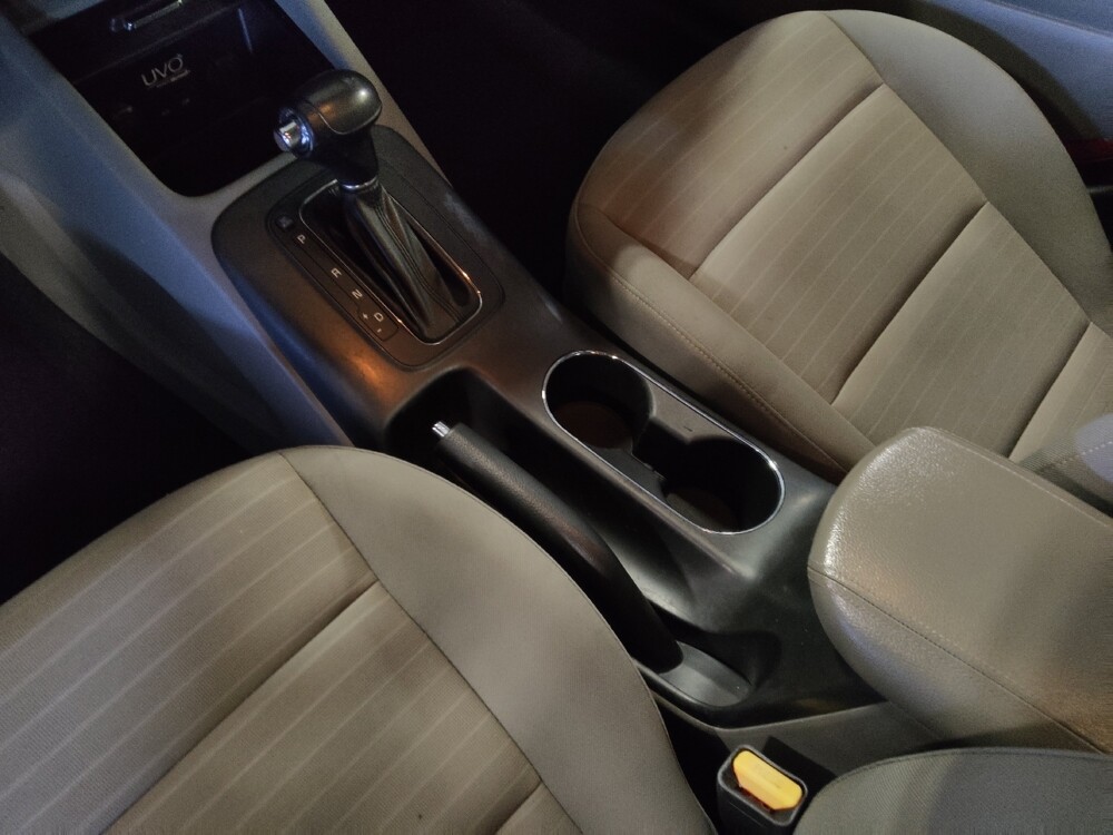 2014 Kia Forte in Gainesville, FL 32609 - 18093117 26