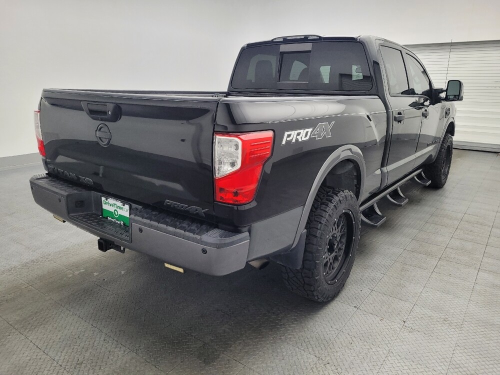2016 Nissan Titan in Ocala, FL 34471 - 18093120 9