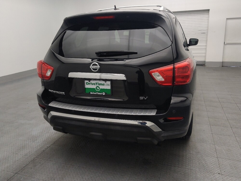 2018 Nissan Pathfinder in Orlando, FL 32808 - 18093128 7