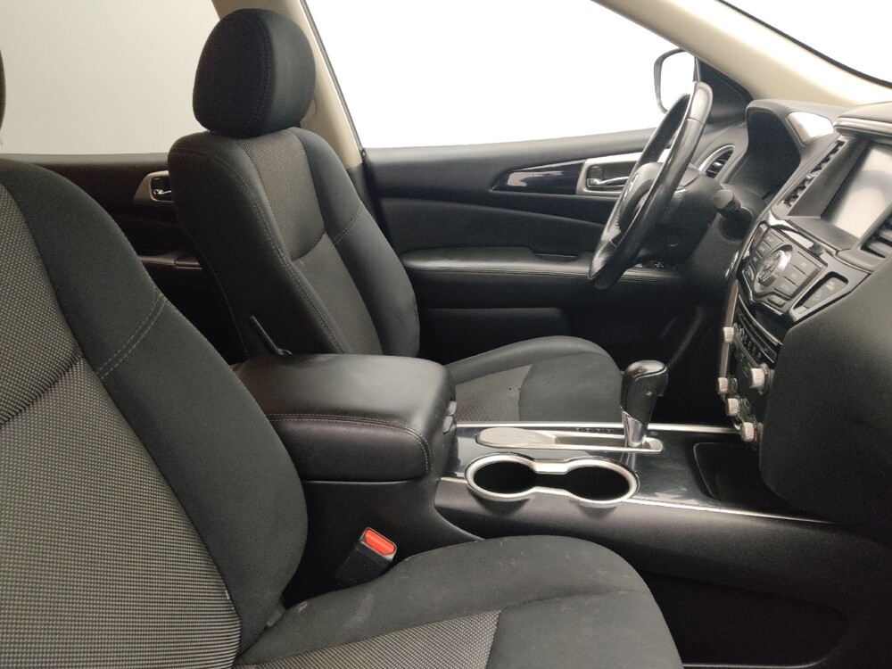 2018 Nissan Pathfinder in Orlando, FL 32808 - 18093128 21