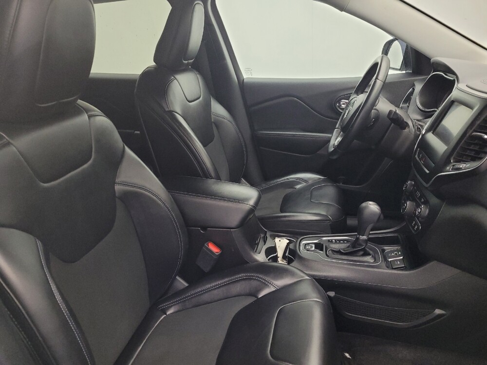 2019 Jeep Cherokee in Columbia, SC 29210 - 18093139 21