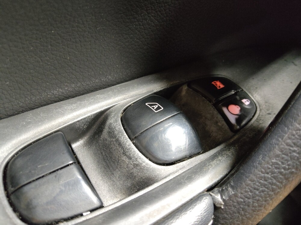 2018 Nissan Rogue in Columbia, SC 29210 - 18093141 27