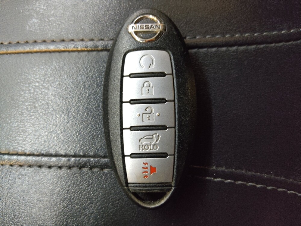 2018 Nissan Rogue in Columbia, SC 29210 - 18093141 32