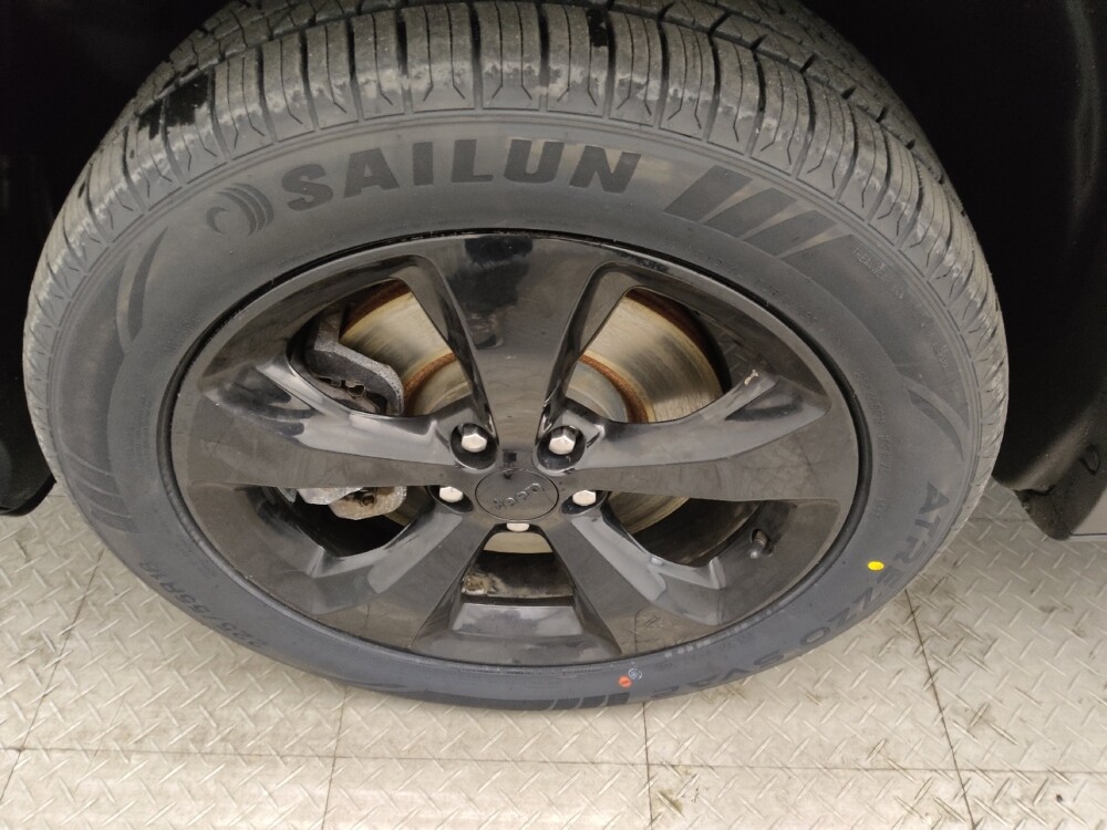 2018 Jeep Cherokee in Wilmington, NC 28405 - 18093148 31