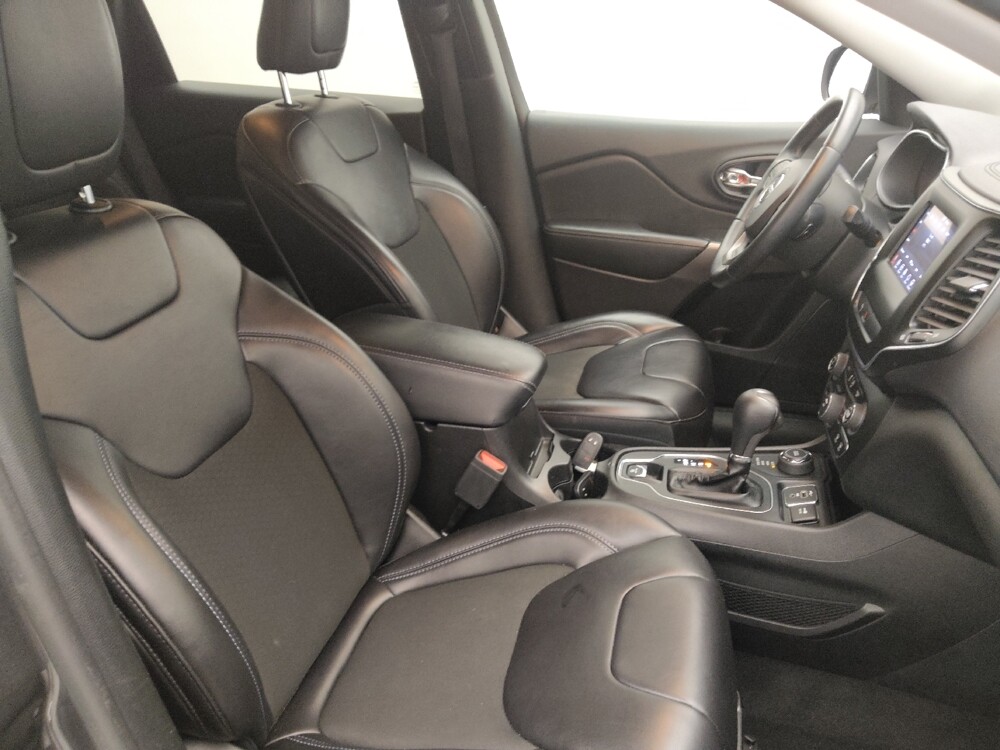 2019 Jeep Cherokee in Columbia, SC 29210 - 18093149 21