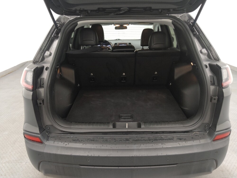 2019 Jeep Cherokee in Columbia, SC 29210 - 18093149 29