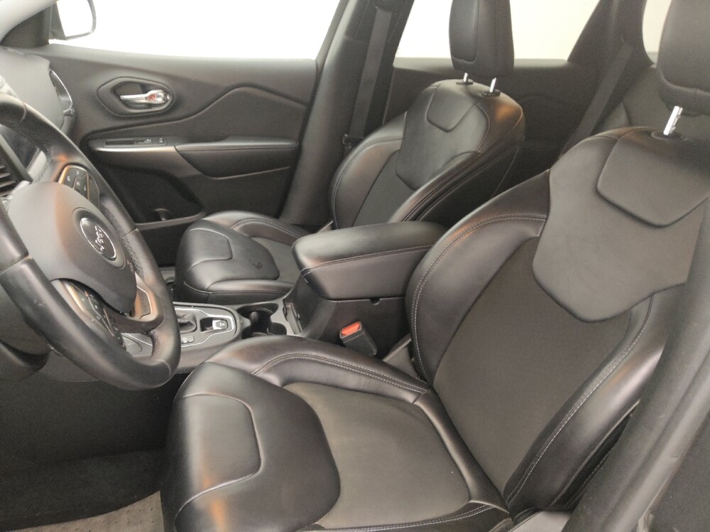 2019 Jeep Cherokee in Columbia, SC 29210 - 18093149 17