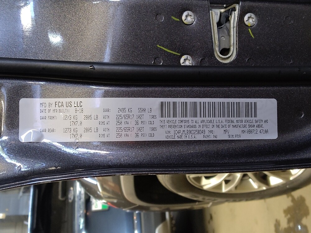 2019 Jeep Cherokee in Columbia, SC 29210 - 18093149 33