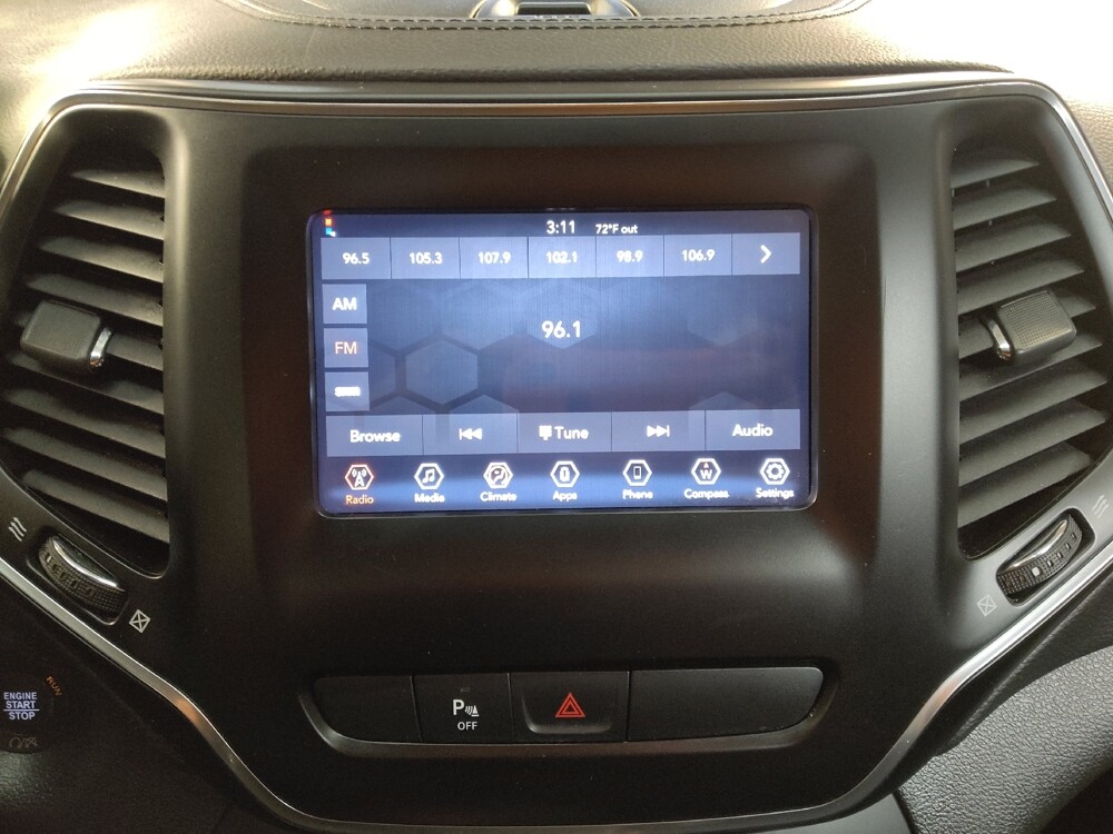 2019 Jeep Cherokee in Columbia, SC 29210 - 18093149 25