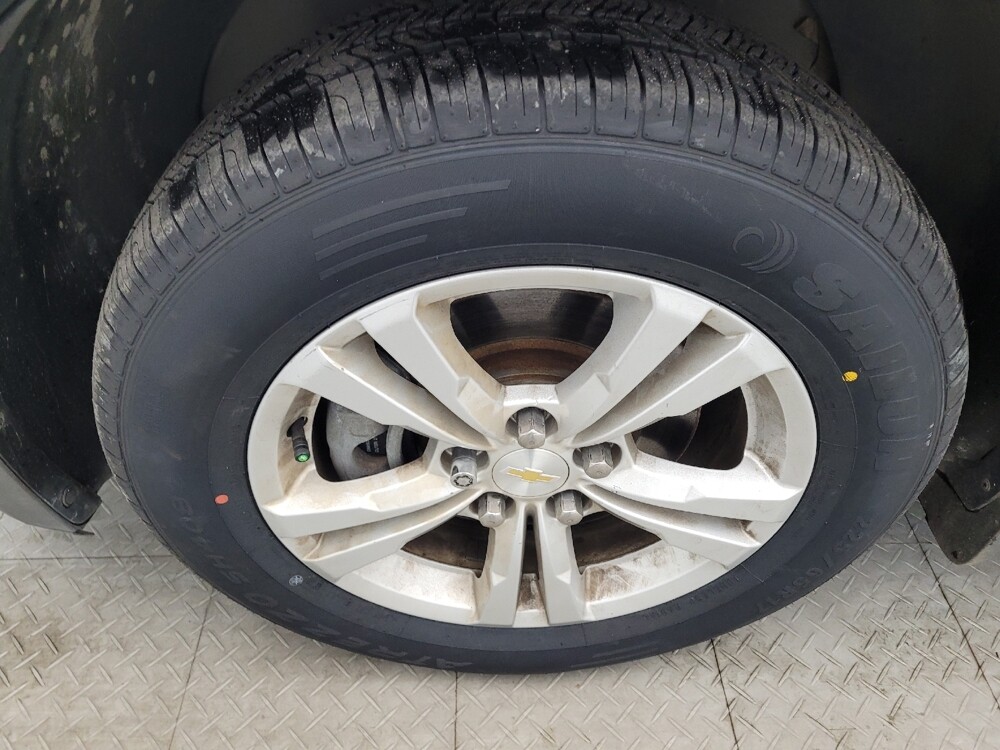 2017 Chevrolet Equinox in Raleigh, NC 27604 - 18093154 31