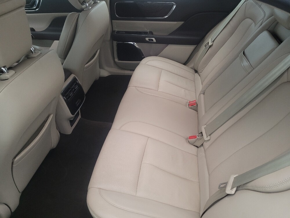 2017 Lincoln Continental in Henrico, VA 23223 - 18093158 18