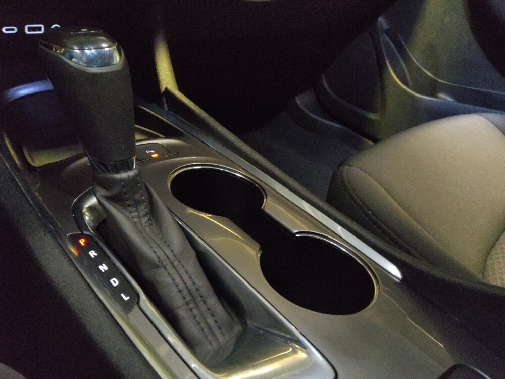 2020 Chevrolet Malibu in Mesa, AZ 85210 - 18093160 26