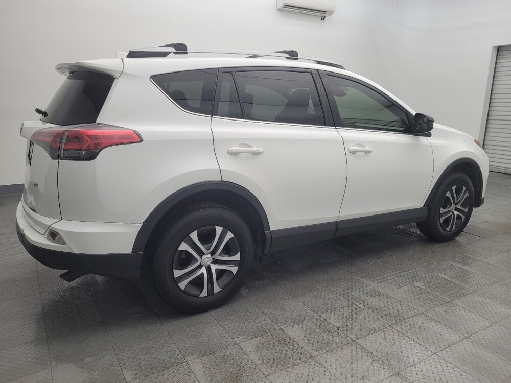 2018 Toyota RAV4 in Baton Rouge, LA 70816 - 18093166 10