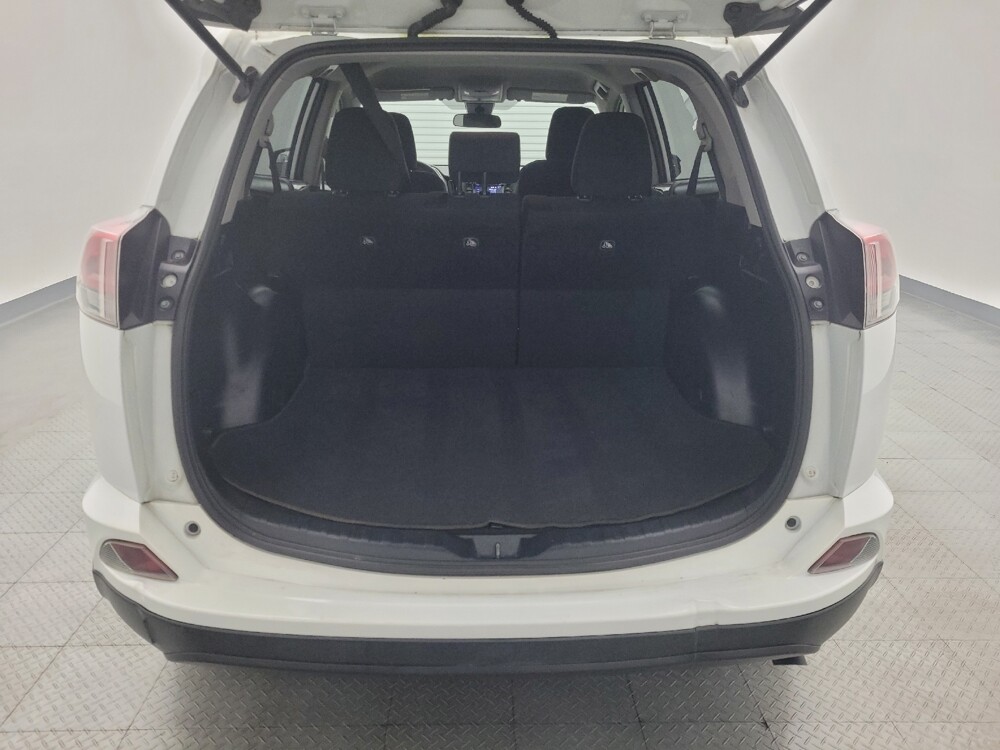 2018 Toyota RAV4 in Baton Rouge, LA 70816 - 18093166 29