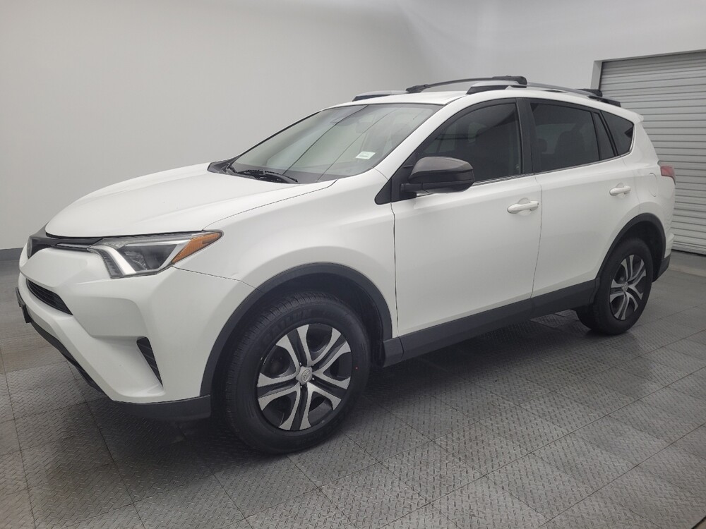 2018 Toyota RAV4 in Baton Rouge, LA 70816 - 18093166 2