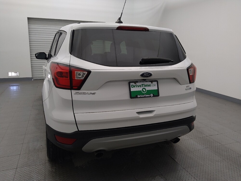 2019 Ford Escape in Live Oak, TX 78233 - 18093168 6