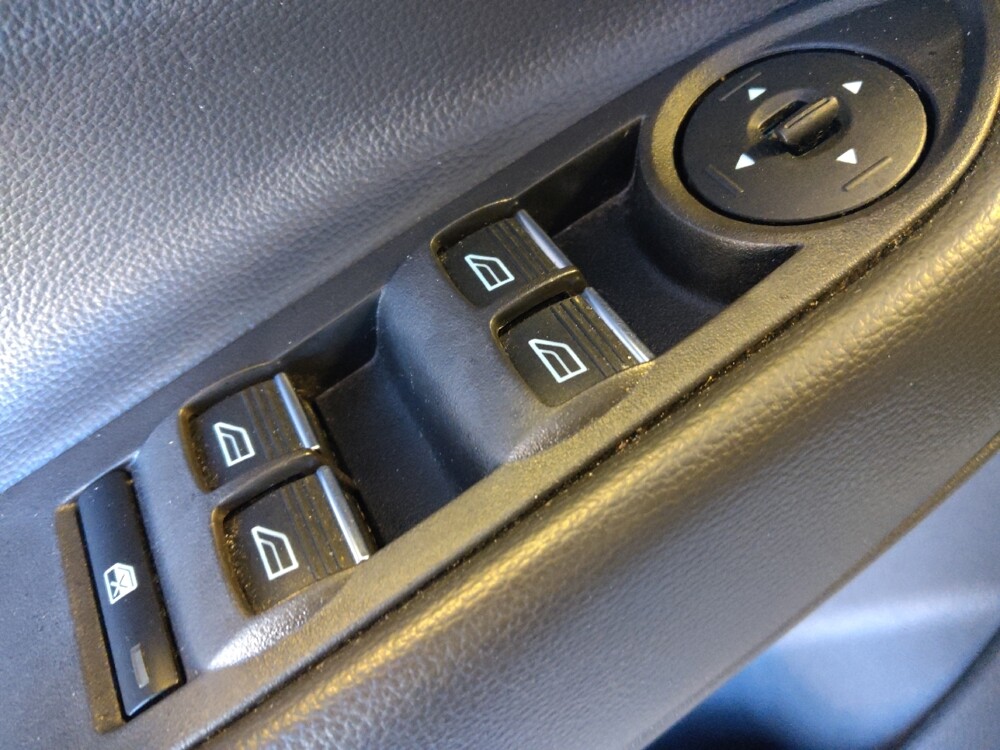 2019 Ford Escape in Live Oak, TX 78233 - 18093168 27