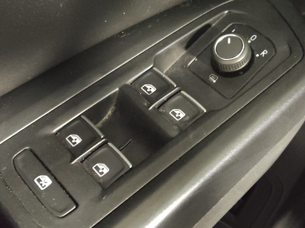 2019 Volkswagen Atlas in Houston, TX 77074 - 18093170 27