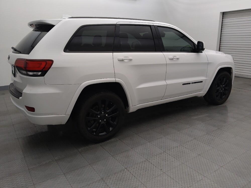 2019 Jeep Grand Cherokee in Baton Rouge, LA 70816 - 18093172 10