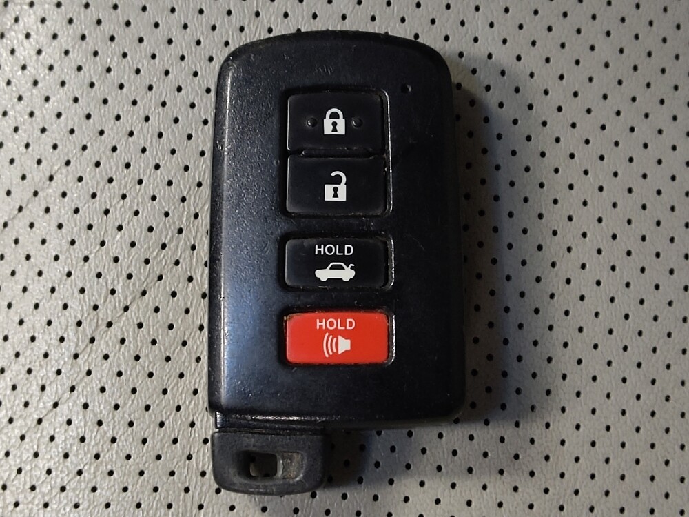 2015 Toyota Avalon in Corpus Christi, TX 78412 - 18093175 32