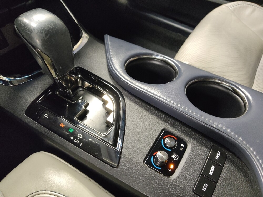 2015 Toyota Avalon in Corpus Christi, TX 78412 - 18093175 26