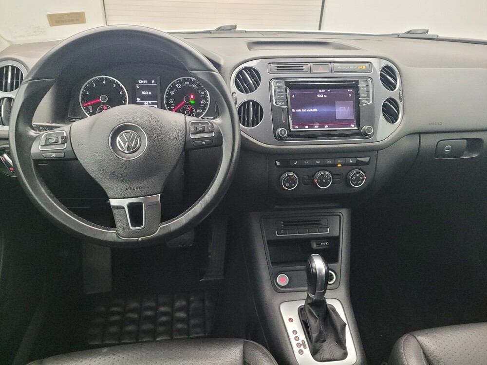 2017 Volkswagen Tiguan in Toledo, OH 43617 - 18093180 22