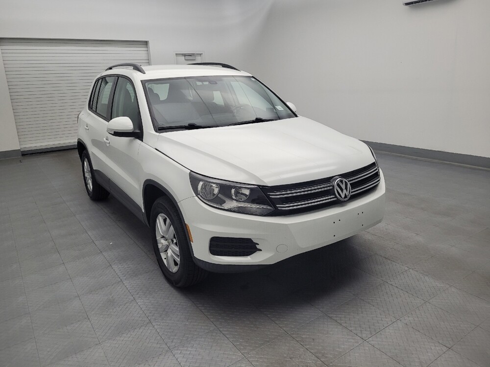 2017 Volkswagen Tiguan in Toledo, OH 43617 - 18093180 13