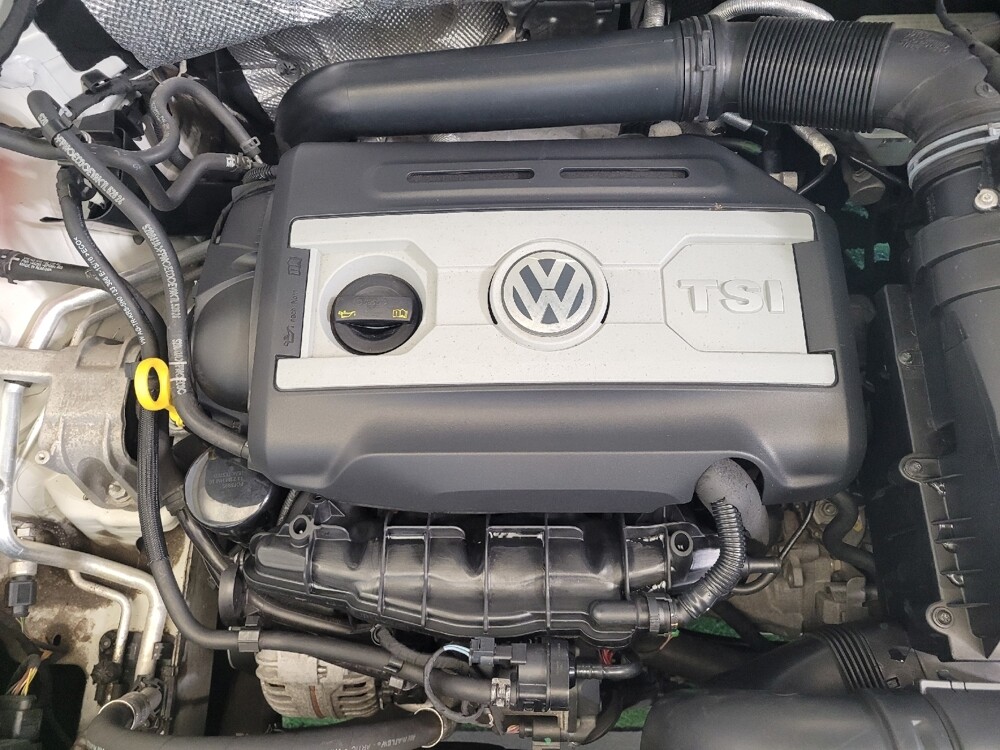 2017 Volkswagen Tiguan in Toledo, OH 43617 - 18093180 30