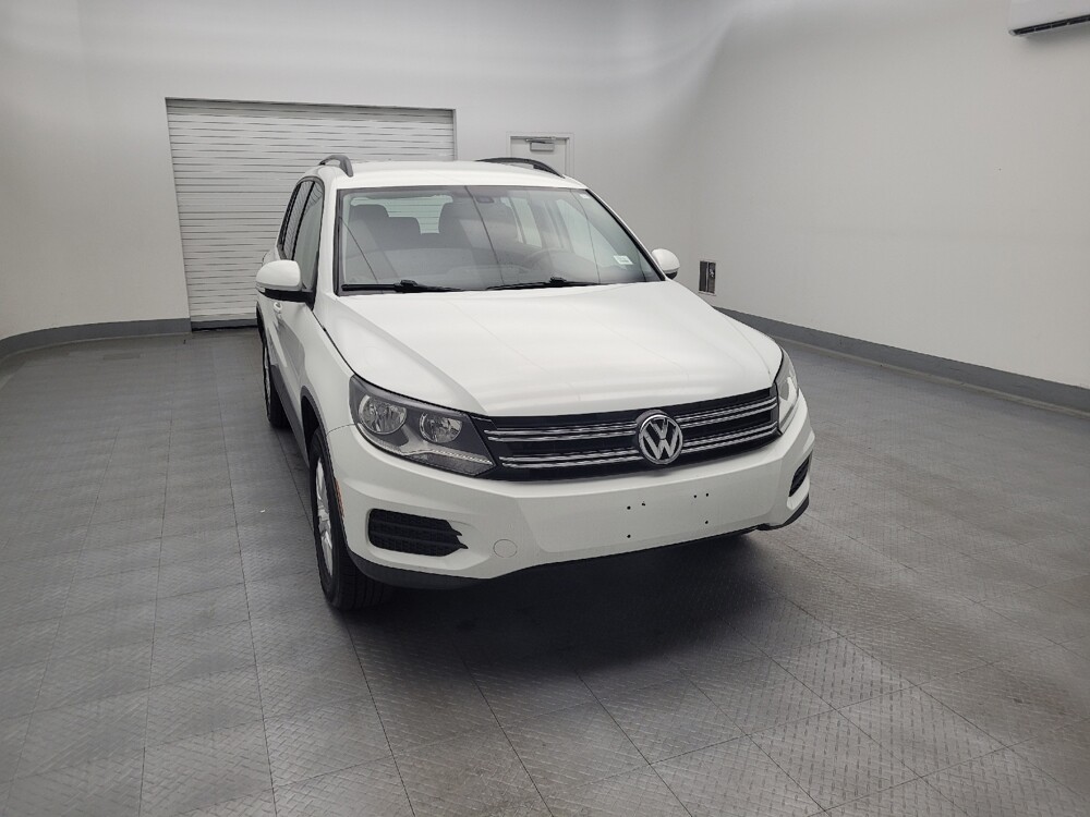 2017 Volkswagen Tiguan in Toledo, OH 43617 - 18093180 14