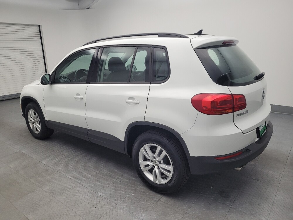 2017 Volkswagen Tiguan in Toledo, OH 43617 - 18093180 3