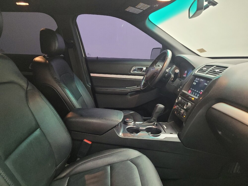 2017 Ford Explorer in Toledo, OH 43617 - 18093181 21