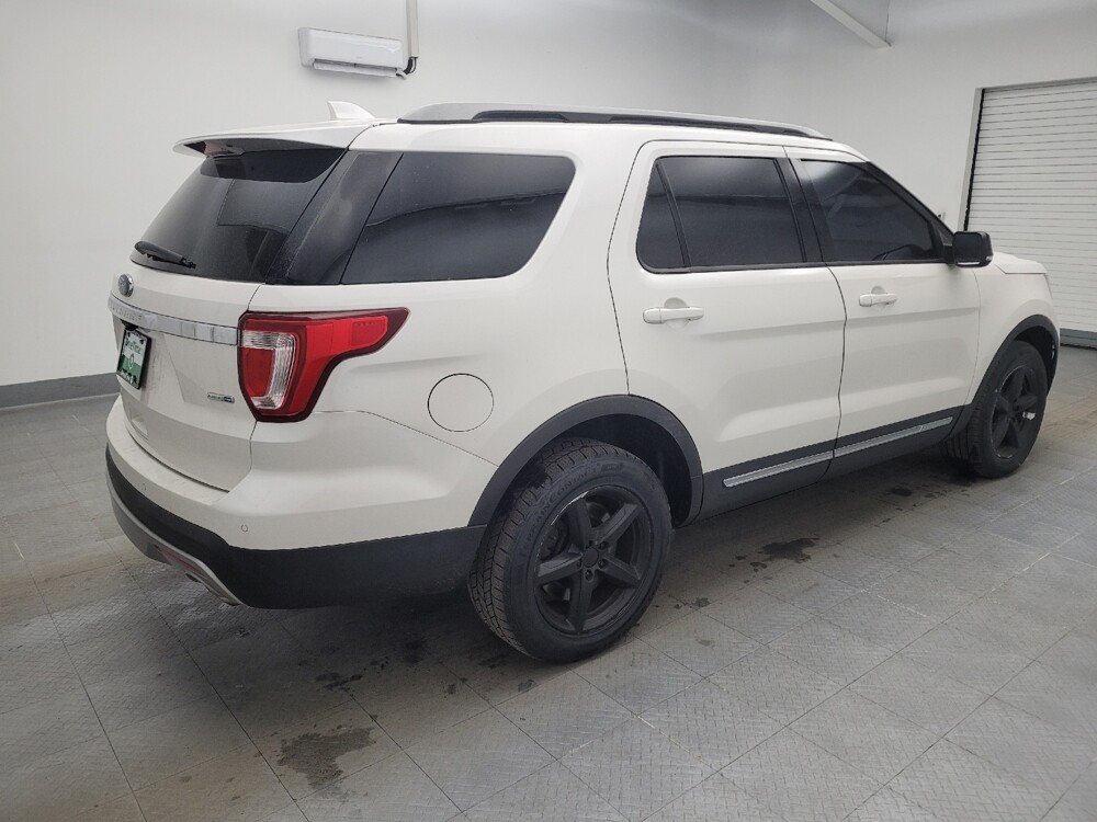2017 Ford Explorer in Toledo, OH 43617 - 18093181 10