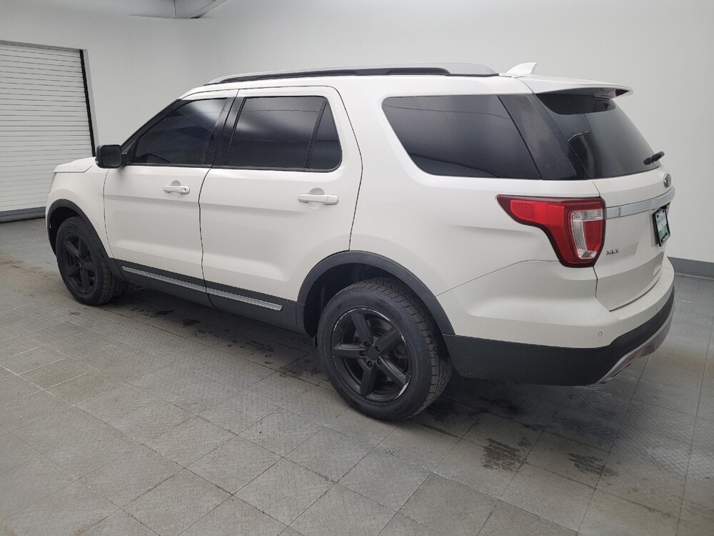 2017 Ford Explorer in Toledo, OH 43617 - 18093181 3