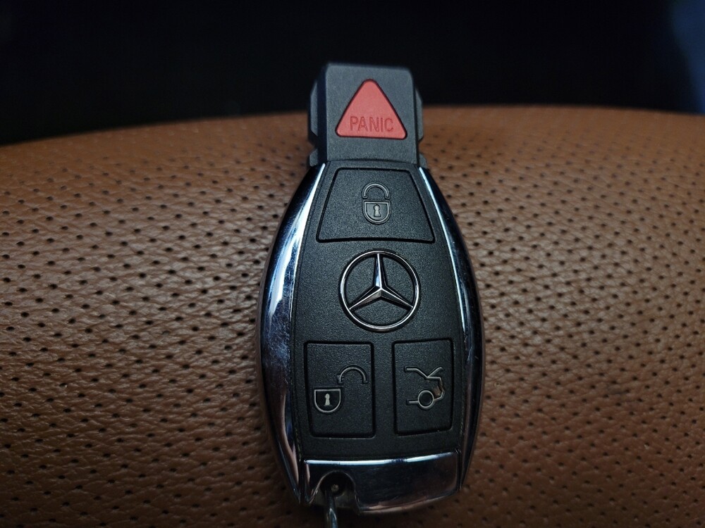 2019 Mercedes-Benz GLC 350e in Louisville, KY 40258 - 18093183 32