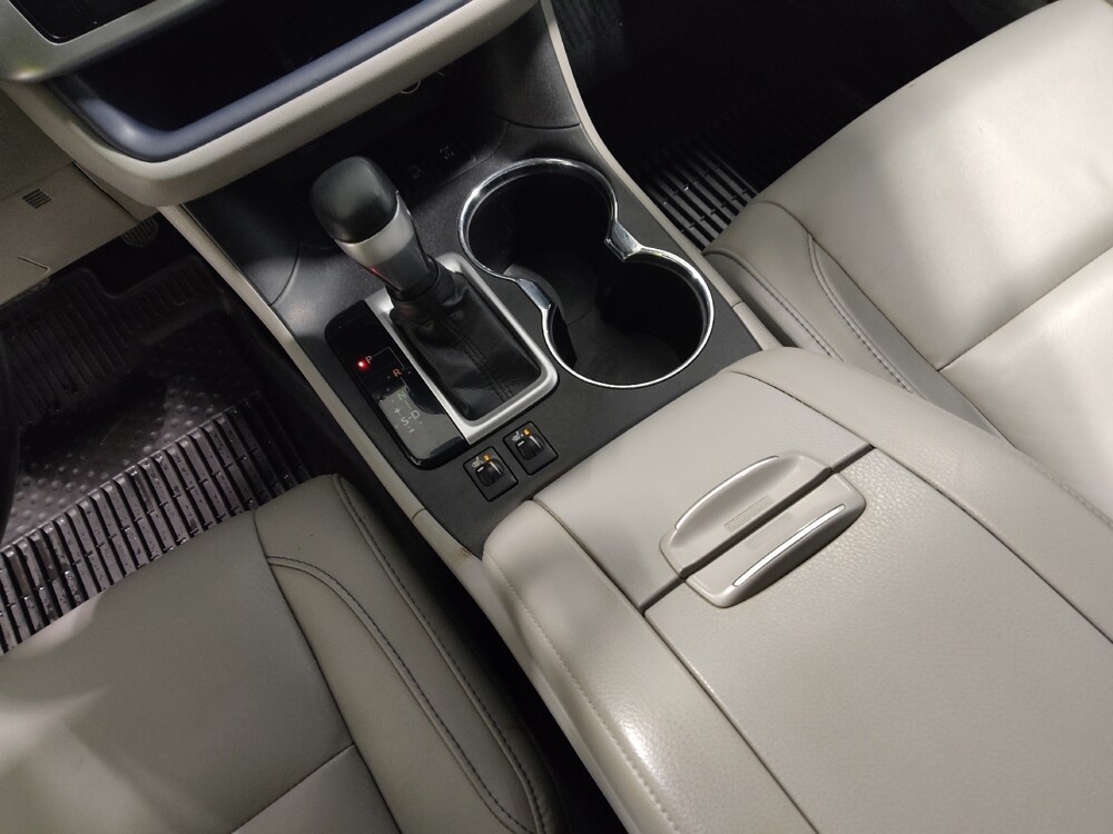 2018 Toyota Highlander in Columbus, OH 43231 - 18093186 26