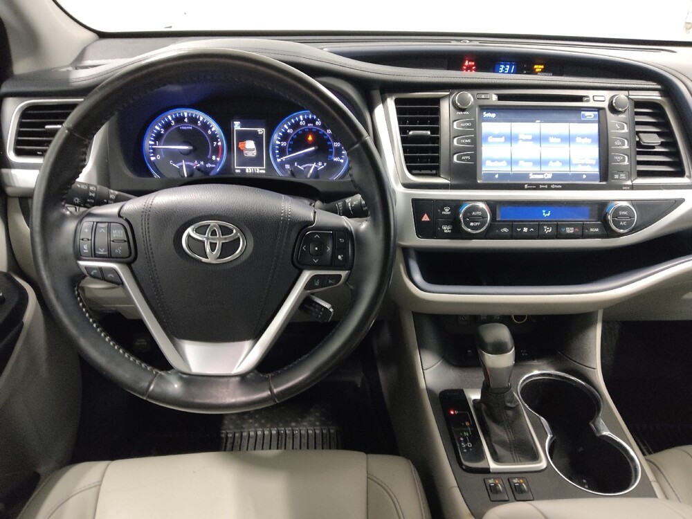 2018 Toyota Highlander in Columbus, OH 43231 - 18093186 22