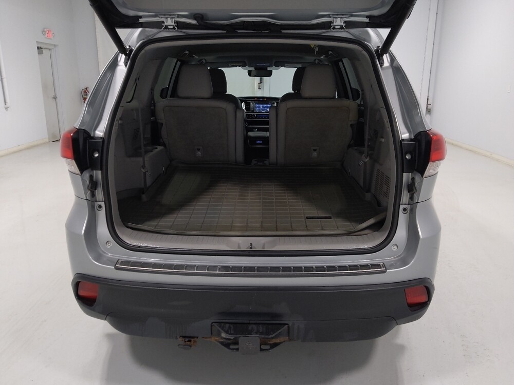 2018 Toyota Highlander in Columbus, OH 43231 - 18093186 29